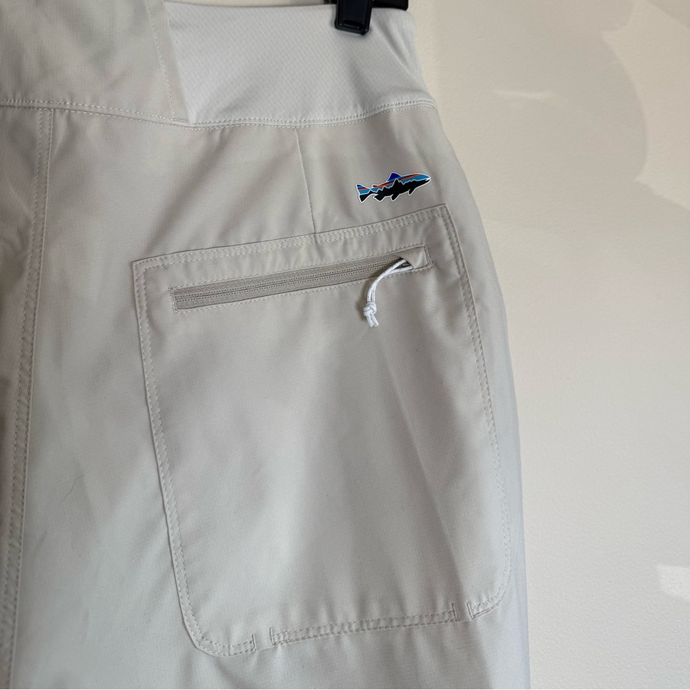 Patagonia Women’s Tech Joggers Small Khaki Tan Beige Workout Hiking Outdoor - Picture 3 of 5